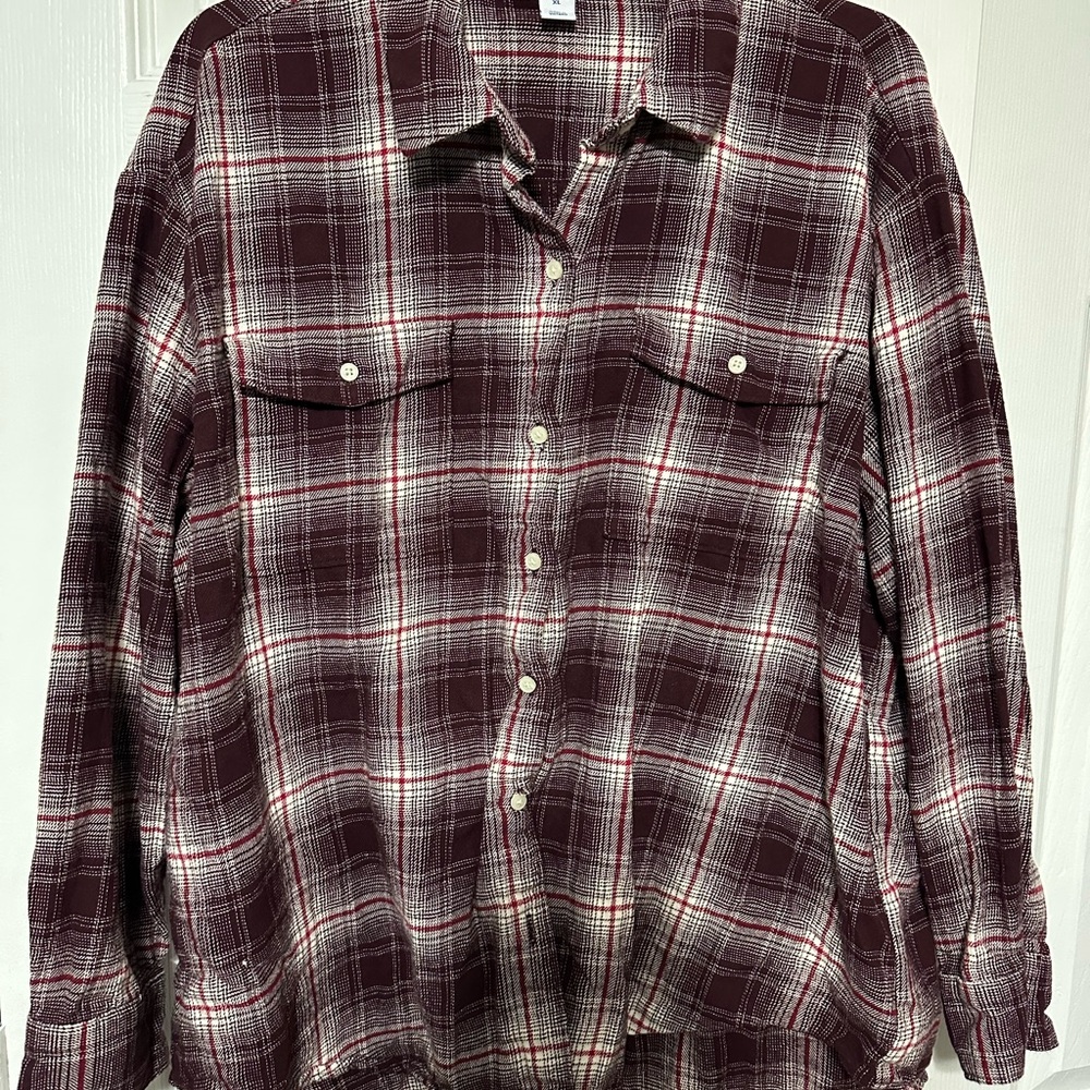 Old Navy Women’s Plaid Shirt The Boyfriend